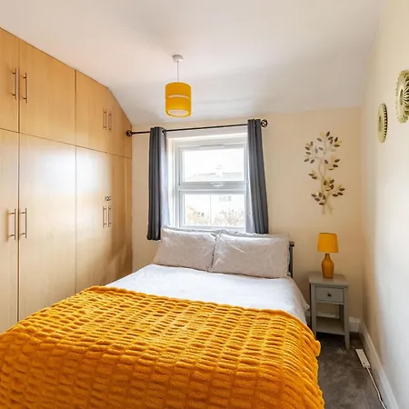 Beautiful 3 Bedroom House With Garden + Parking Oxford Exterior photo